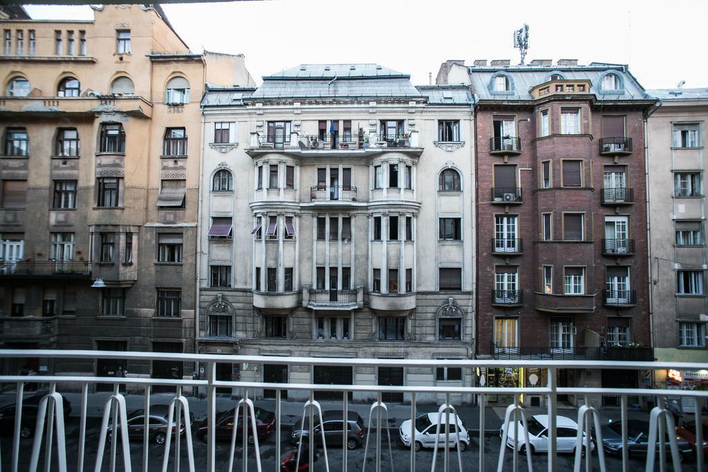 Budapest Downtown Apartments With Balcony & Optional Garage & Restaurant In The Building Kamer foto