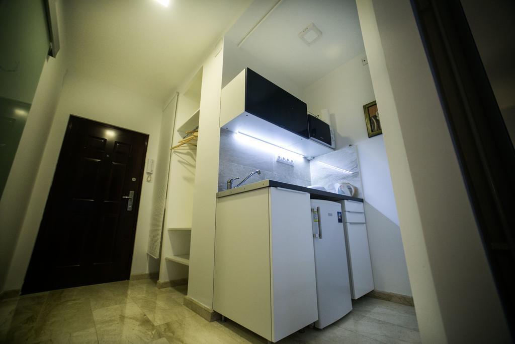 Budapest Downtown Apartments With Balcony & Optional Garage & Restaurant In The Building Kamer foto